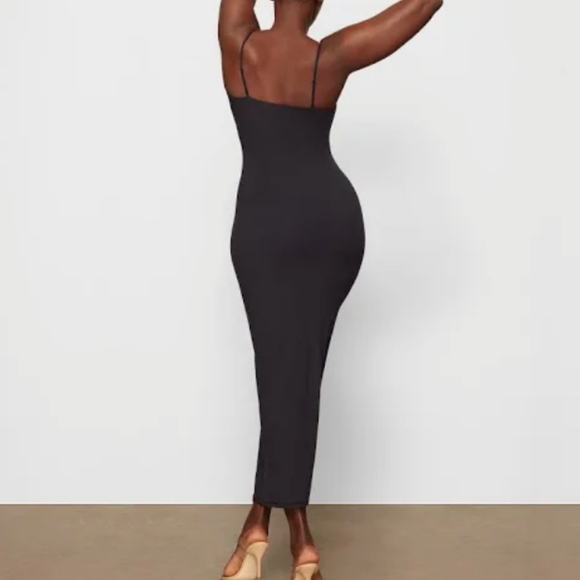 Skims Soft Lounge Long Slip Dress - onyx - Picture 4 of 12